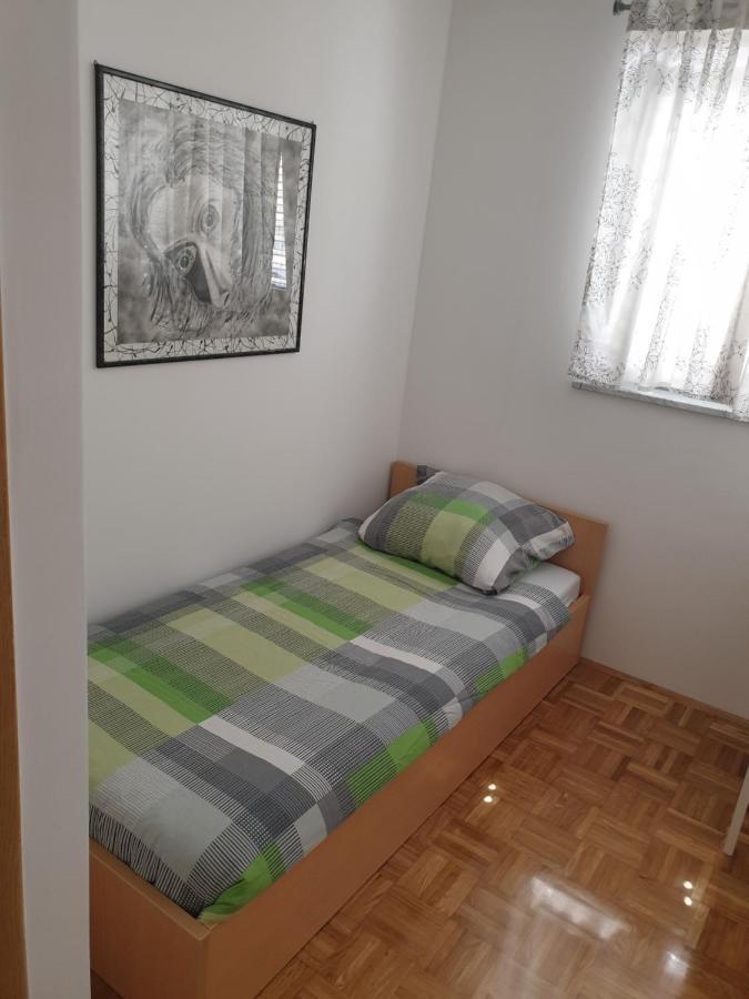 Apartment EMMA Ljubljana - FREE parking, AC, Wifi Exterior foto