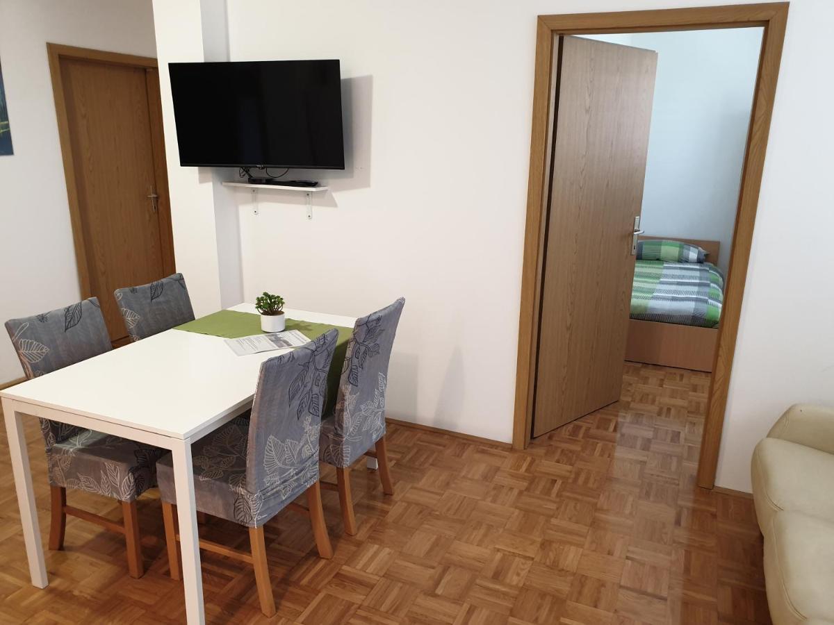 Apartment EMMA Ljubljana - FREE parking, AC, Wifi Exterior foto